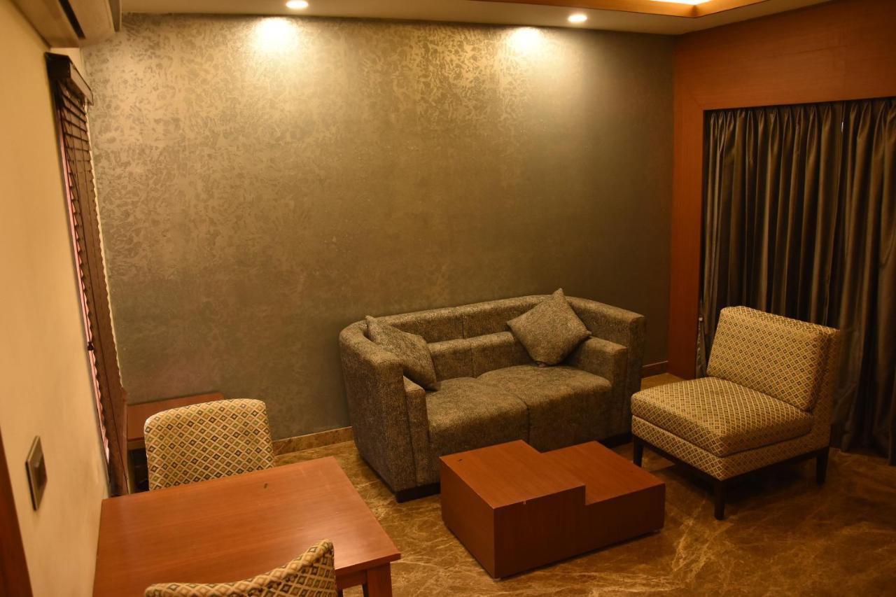 Poppys Vista Hotel Thirumurugan Poondi Luaran gambar