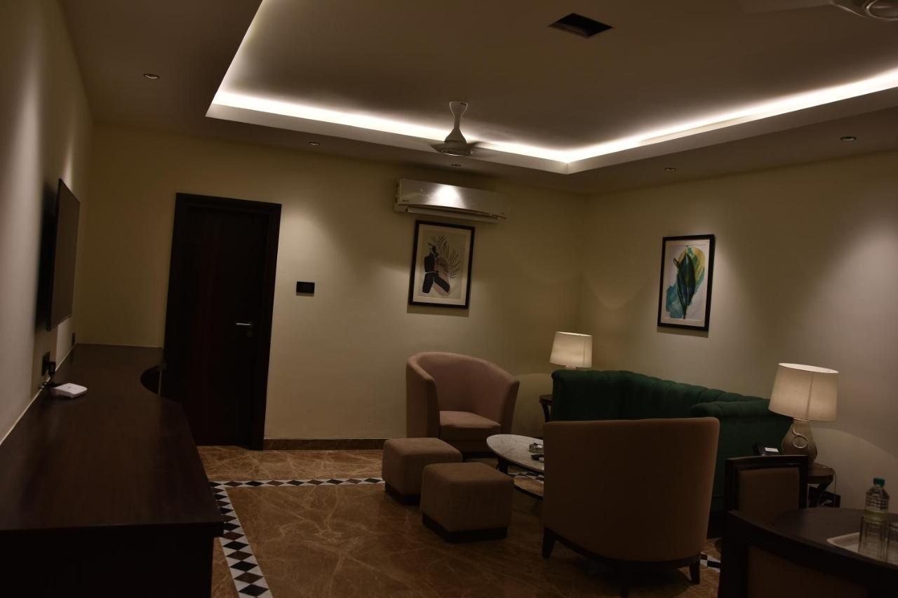 Poppys Vista Hotel Thirumurugan Poondi Luaran gambar