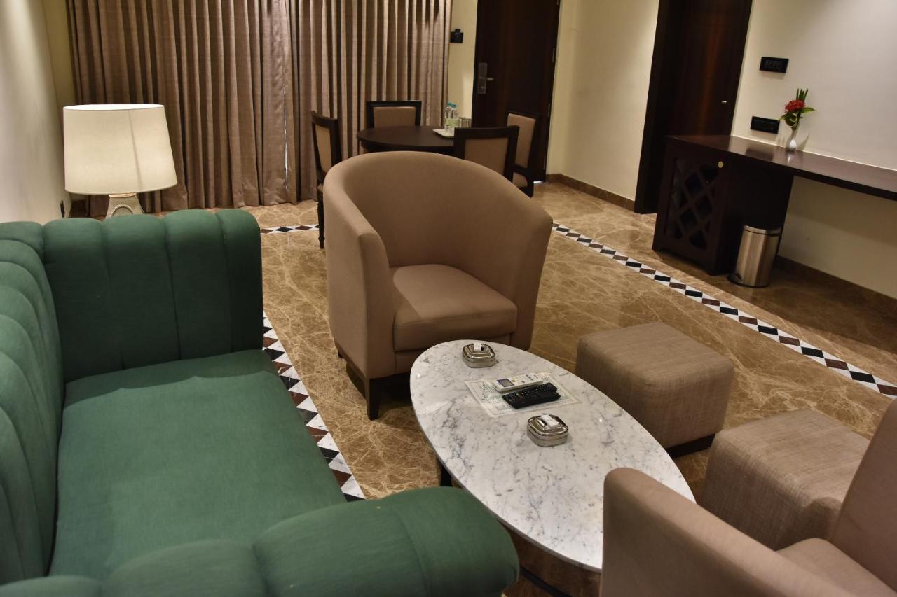 Poppys Vista Hotel Thirumurugan Poondi Luaran gambar