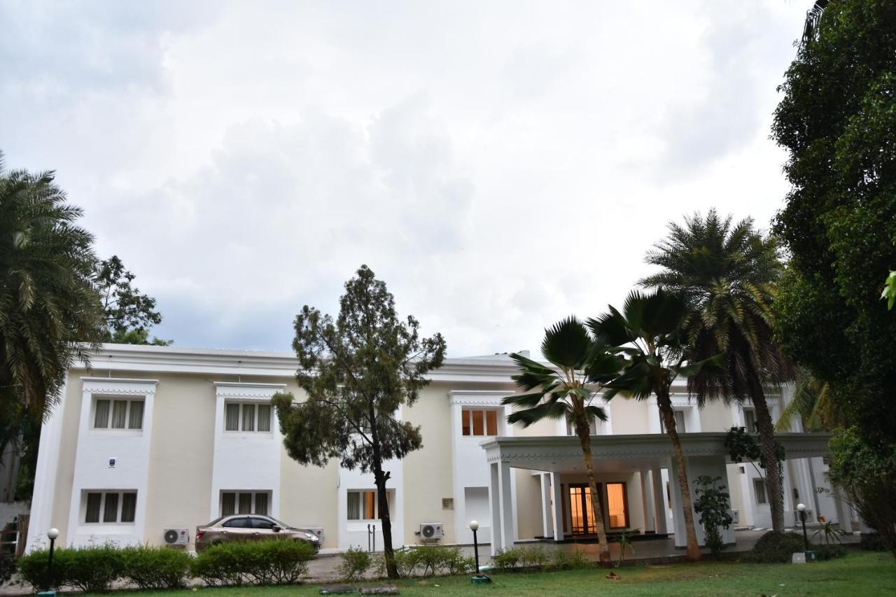 Poppys Vista Hotel Thirumurugan Poondi Luaran gambar
