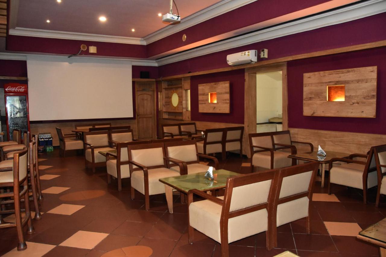 Poppys Vista Hotel Thirumurugan Poondi Luaran gambar