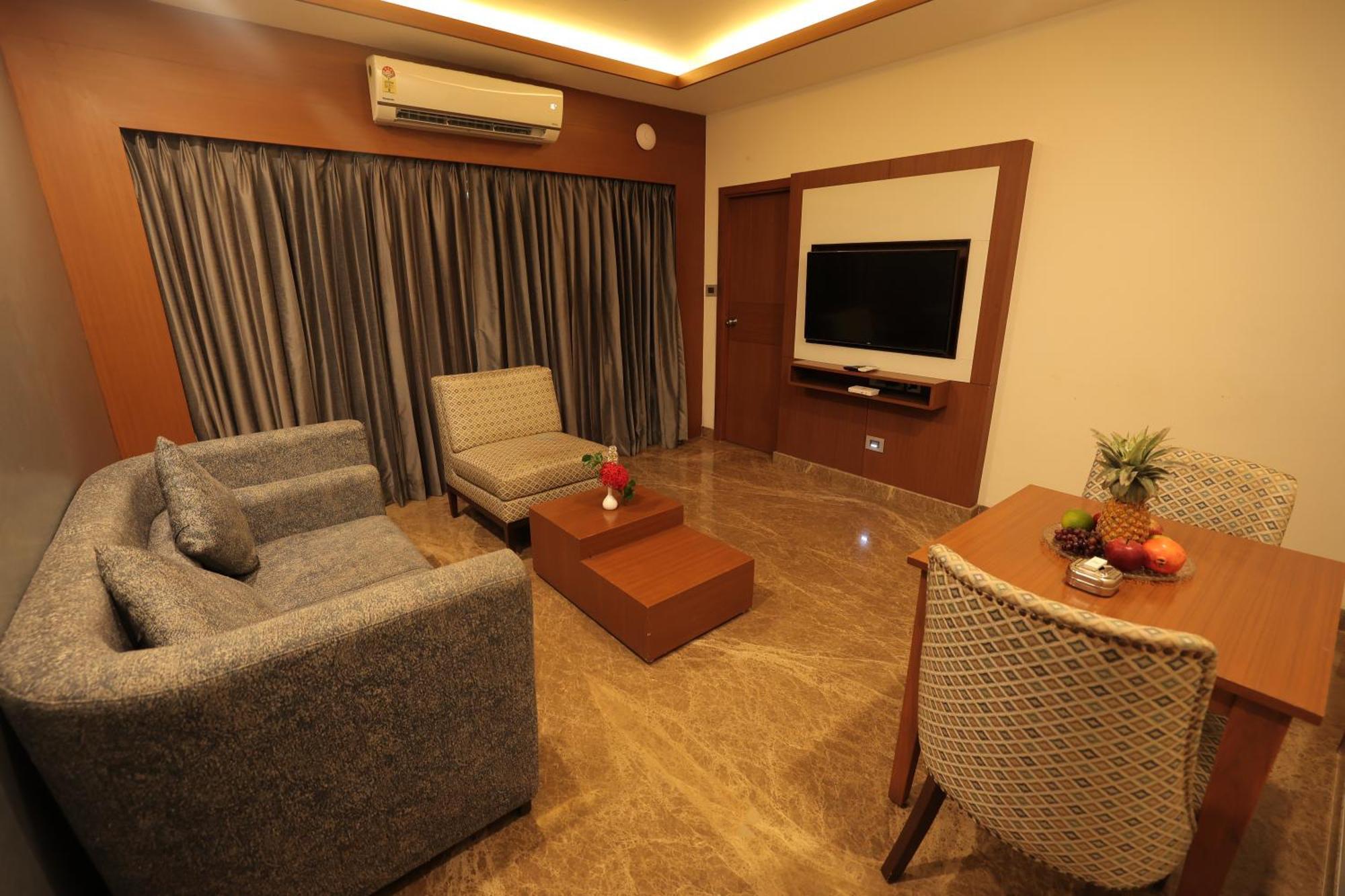 Poppys Vista Hotel Thirumurugan Poondi Luaran gambar